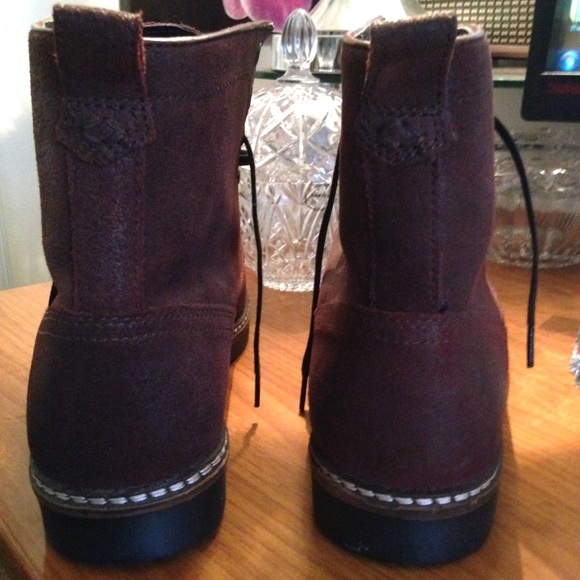 🔥NEW ASOS brown w/ black sole lace up ankle boot - Picture 6 of 8